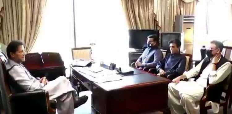 PM directs speedy completion of development projects in Karachi