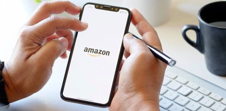 Amazon restores service after global outage