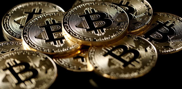Bitcoin falls again, last down 4%