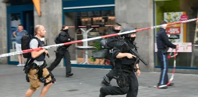Three killed, five seriously injured in Germany knife attack