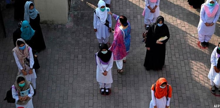 Islamabad education authority changes school timings amid heatwave