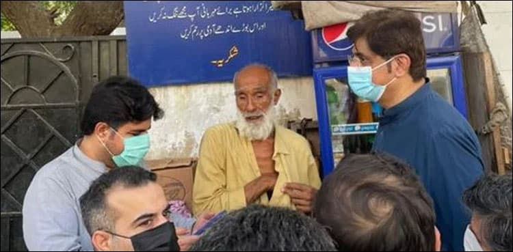 Sindh CM meets blind street vendor during surprise Karachi visit