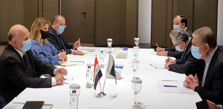 FM Qureshi meets Iraqi counterpart, discusses bilateral ties   