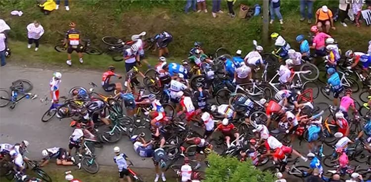 Big crashes captured on camera during Tour de France