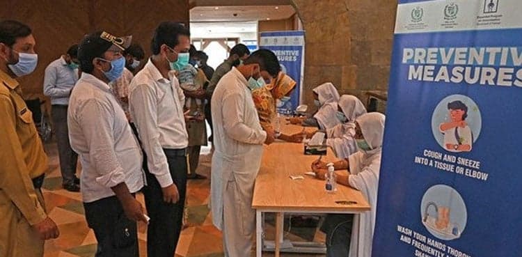CAA dislodges 8 local flight passengers having no vaccine certificates