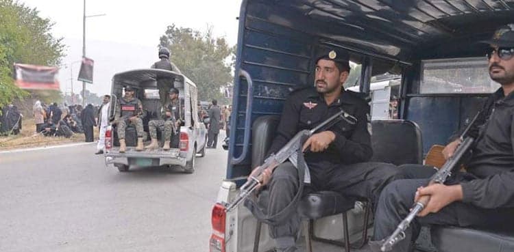 Sadiqabad Jirga warns to take arms against bandits kill nine people