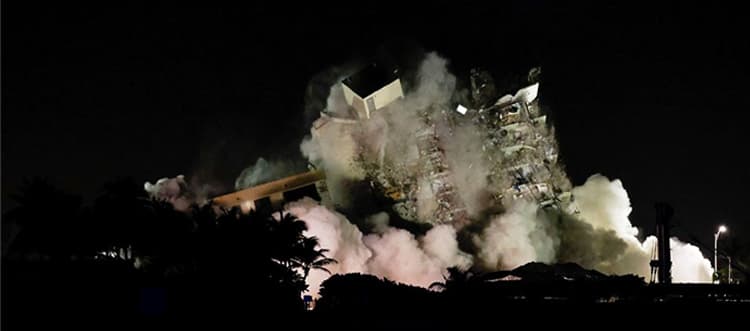 Collapsed Florida condo demolished ahead of storm