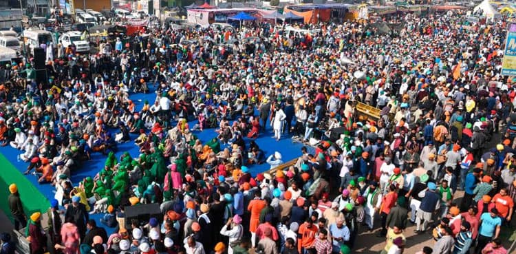 Six killed in clashes during Indian farm protest