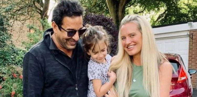 Watch: Wasim Akram reunites with wife, daughter after 10 months