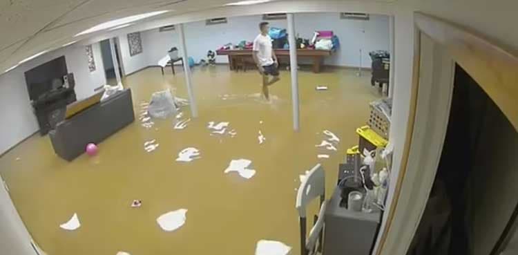 Viral video: Man's narrow escape as Hurricane Ida flood destroys home