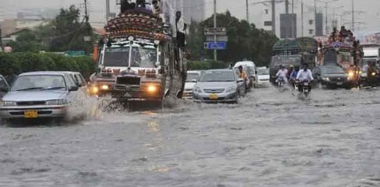 PDMA issues heavy rainfall alert for Karachi, other Sindh cities