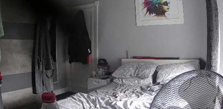 Man says he is living in house like the one in 'The Conjuring'