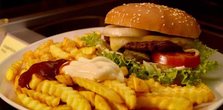Burger restaurant bans dine-in for under-18-year-olds