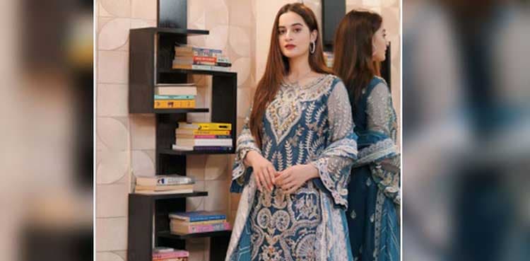 Aiman Khan looks absolutely dashing in latest Instagram pictures