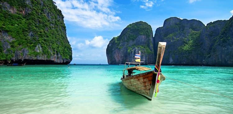 Phuket opens to all vaccinated travellers