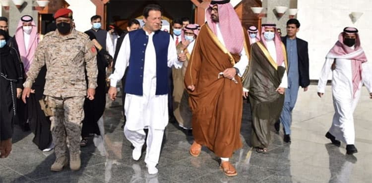 PM Imran Khan reaches Riyadh, to meet top Saudi Arabia leadership