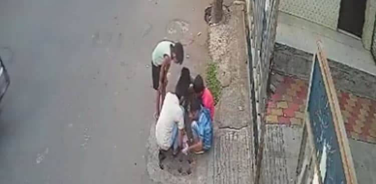 Scary video: Fire erupts as children burn firecracker on manhole