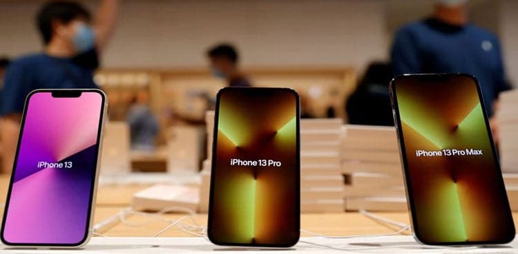 Apple cuts iPad production to feed chips to iPhone 13