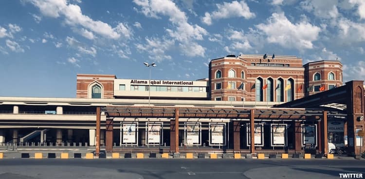 ASF foils drug smuggling bid, arrests foreigner at Lahore airport