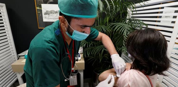 Govt to start COVID-19 vaccine booster shots amid Omicron concerns