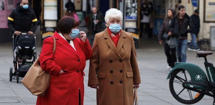 Omicron cases at much lower risk of hospital admission, UK says