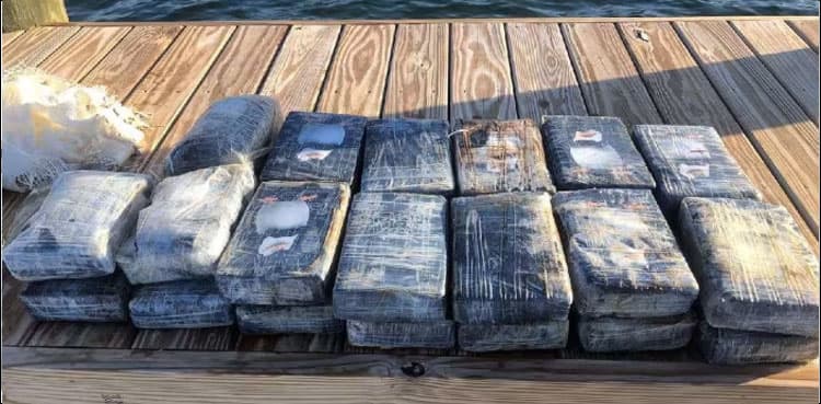 Australian police solve cocaine on beach mystery