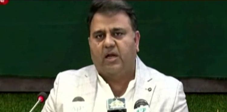 Sindh govt denying federal-funded health insurance, ration facility to people