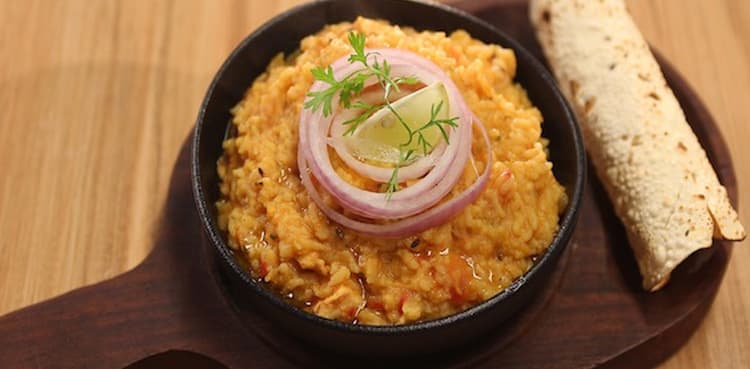 VIRAL: Thief takes a break during burglary to cook khichdi, gets arrested