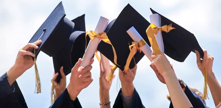 HEC announces new scholarships for studies in Europe