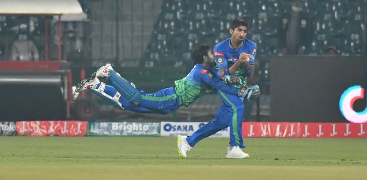 #PSL7: Mohammad Rizwan, Shahnawaz Dahani steal the show, video viral