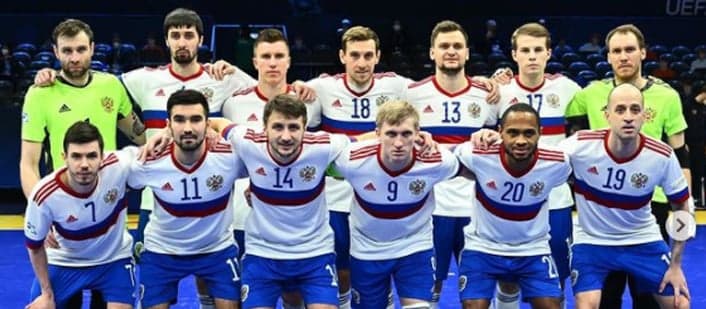 FIFA and UEFA suspend Russian teams from international football
