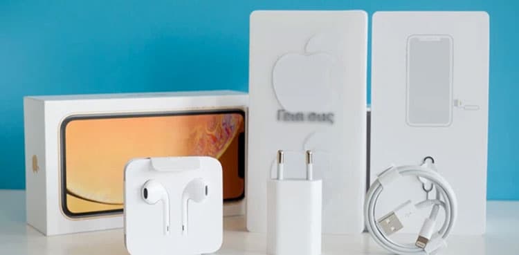 Apple made billions by removing charger, earphones from iPhone boxes