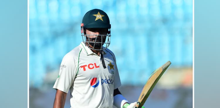 VIRAL: Babar Azam's female fan has a request