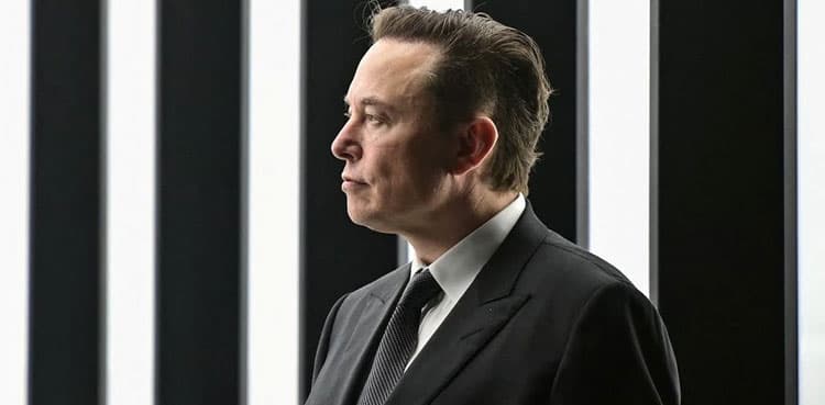 Elon Musk reveals 9.2% stake in Twitter, shares surge 26%