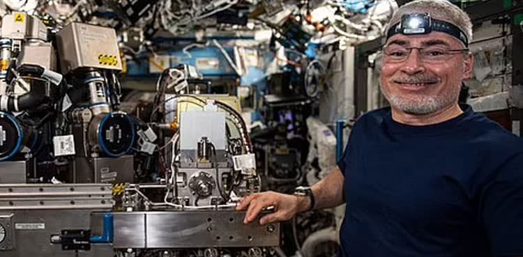 NASA astronaut to return to earth after record 355-days