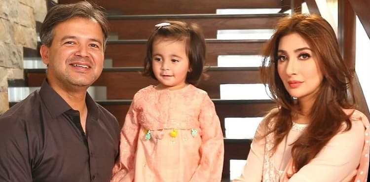 Aisha Khan gives birth to a baby boy