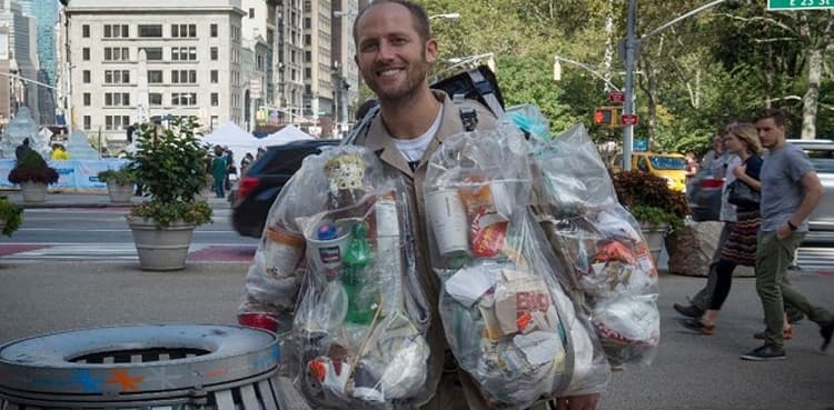 Rob Greenfield: Man proudly wears his trash for a month, video goes viral