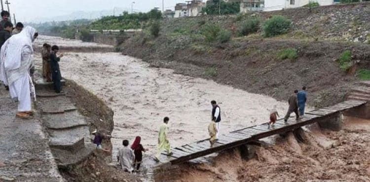 PDMA issues warnings of heavy rain, urban flooding in KP