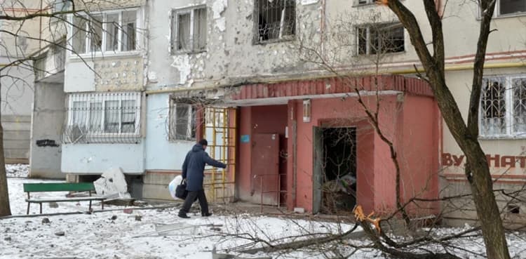 Russian missiles pound east Ukraine, hit Kharkiv