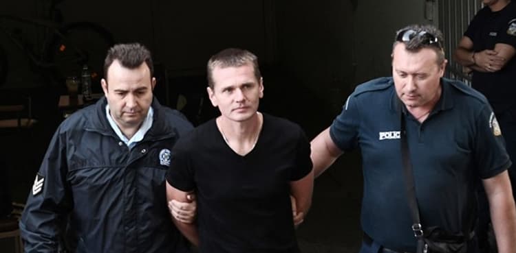 Greece flies Russian money launderer to US: lawyer