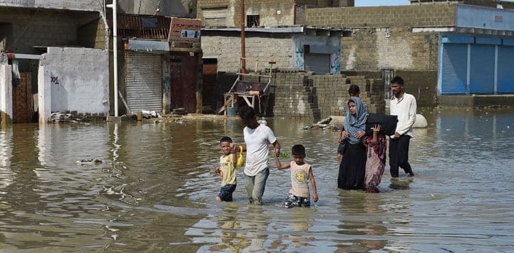 Rain dumps 267mm rainwater in Sukkur in 24 hours: DC