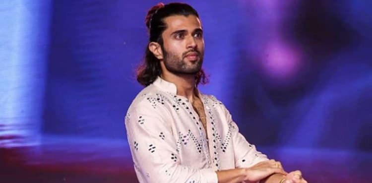 'Disappointed' Vijay Deverakonda cried after watching 'Liger' - Deets