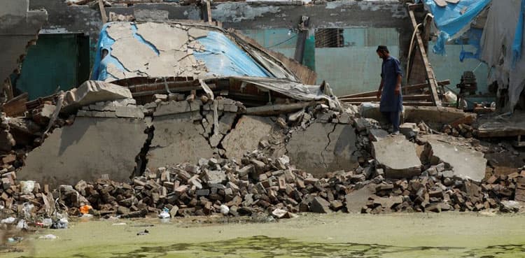 Pakistan flood toll rises to 1290 as 26 more reported dead