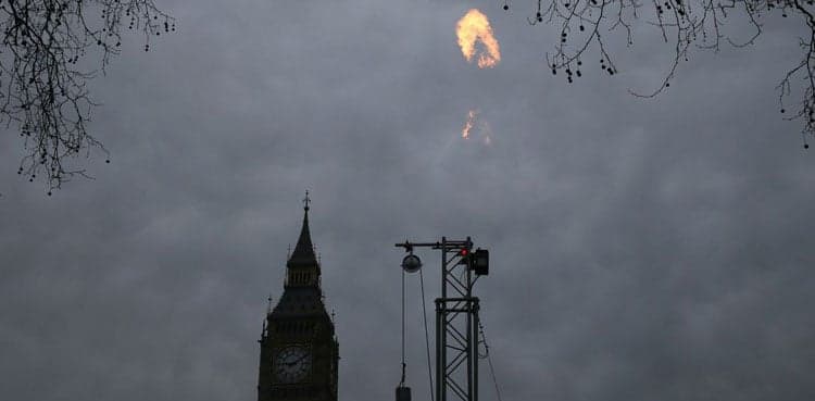 UK economy avoids recession