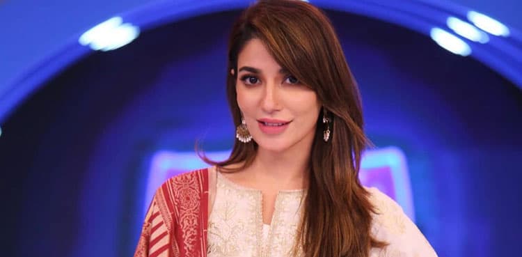 Naveen Waqar breaks silence on split with ex-husband