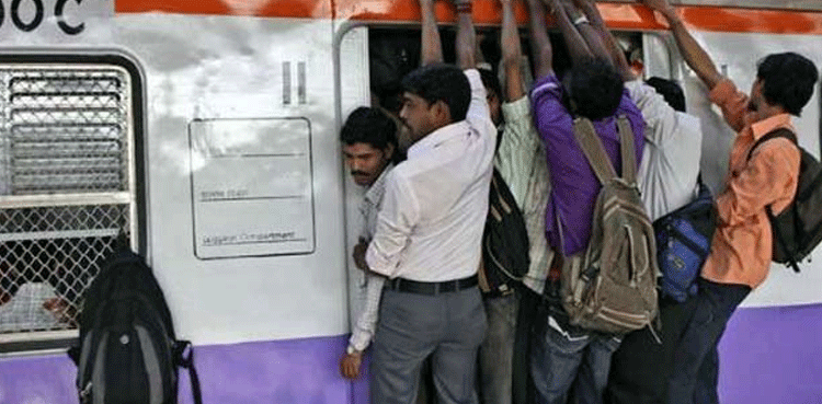 Man falls from train in India, horrific video goes viral