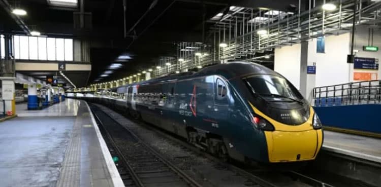 UK police probe mass train stabbing that wounded 10
