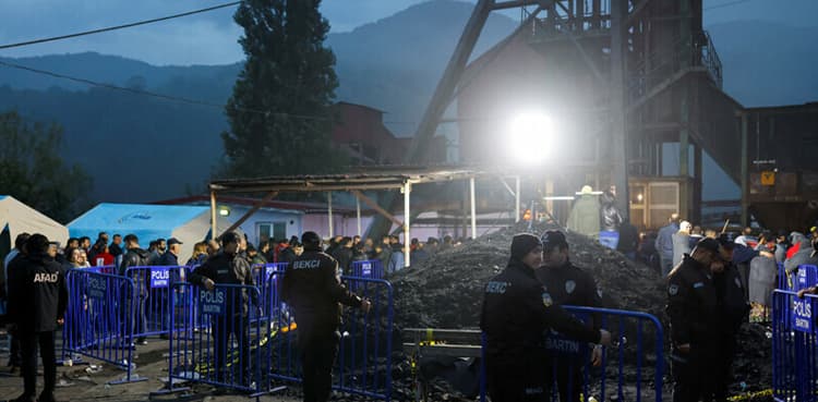 At least 28 killed, dozens trapped in Turkey mine blast