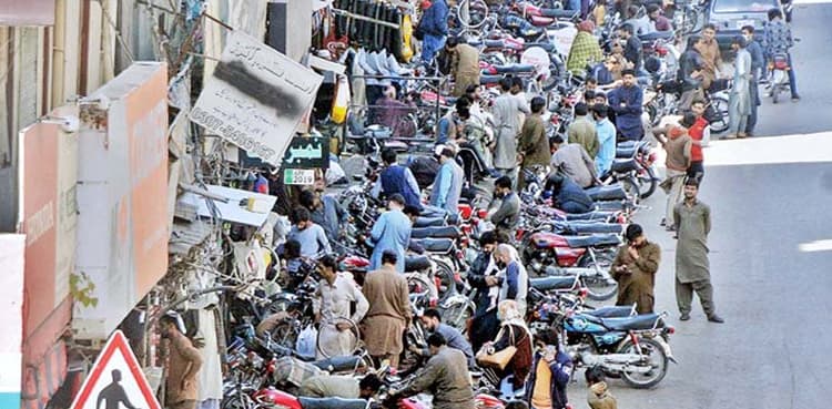 Beware! Wrong parking in Lahore to lead to Rs2,000 fine
