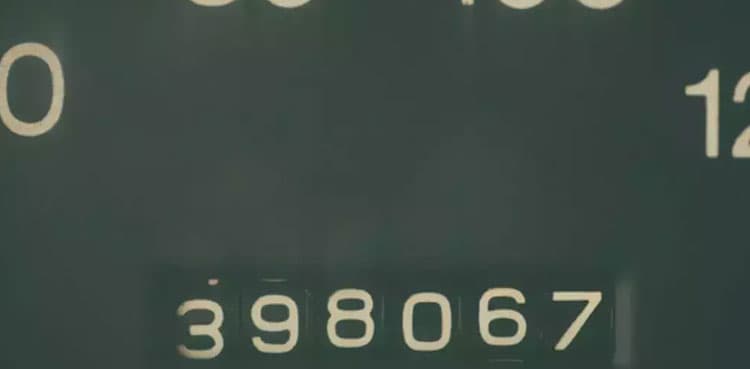 Man wins lottery using vehicle's broken odometer number
